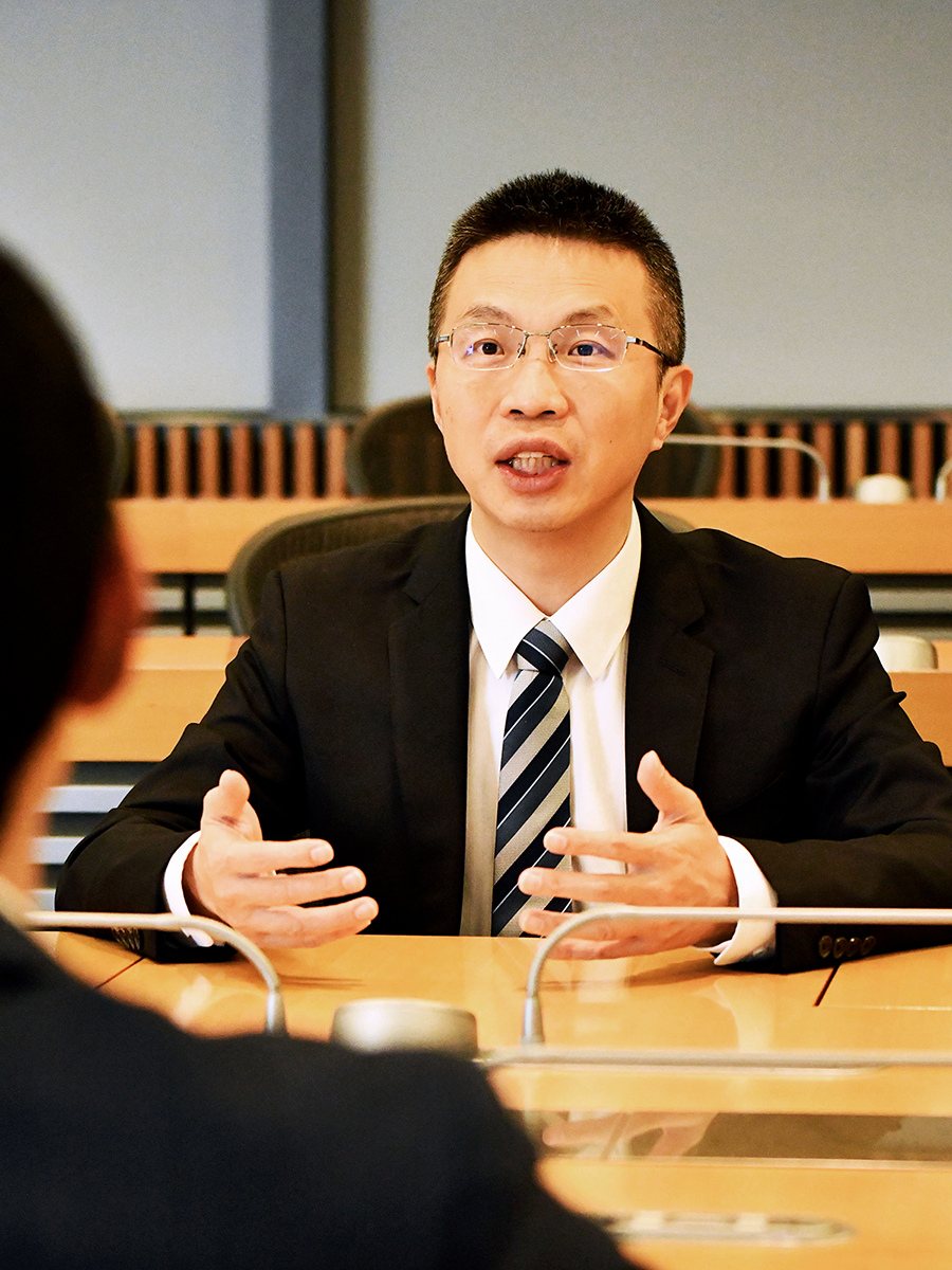 E Fund社 范氷様